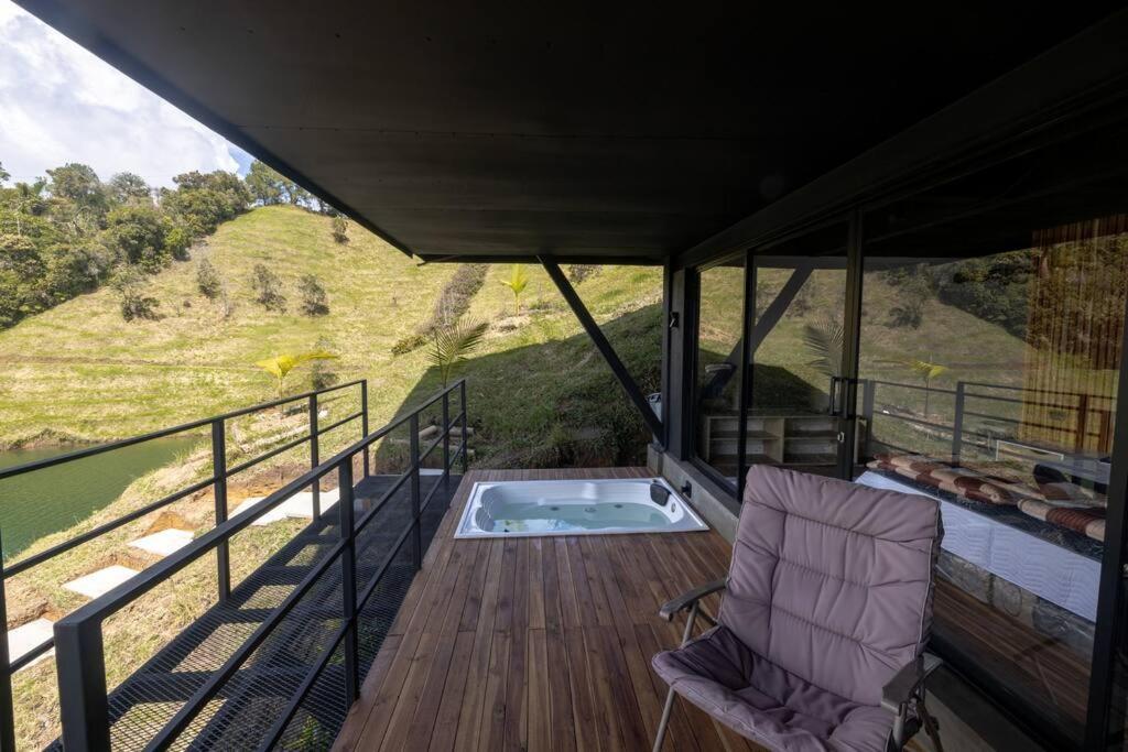 La Pradera  Sky House Cabana Guatape מראה חיצוני תמונה